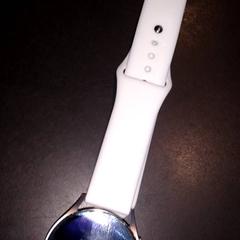 Okos óra, amint azt TivoliVredenburg az iLost segítségével jelentette.