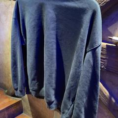 Sveter Black, ako bolo nahlásené Club Nyx/Exit Café pomocou iLost