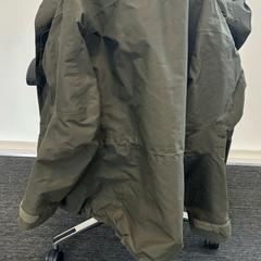 Giacca legergroen, come riportato da Gebo Tours utilizzando iLost