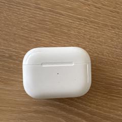 Doosje AirPods (zonder AirPods)، كما تم الإبلاغ عنه عبر iLost