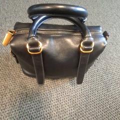 Taška Zwart leer, jak nahlášeno Keukenhof pomocí iLost