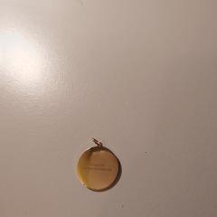 Goudkleurig bedeltje ("liefste vriendinnetje") a été signalé sur iLost