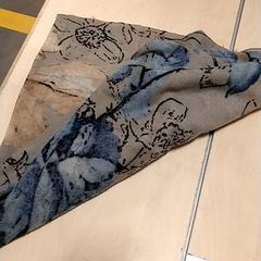 Xal Grijs blauw, segons ha informat IKEA Zwolle mitjançant iLost