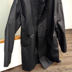 재킷 Black, iLost를 사용하여 Inntel Hotels Amsterdam Centre에 보고됨