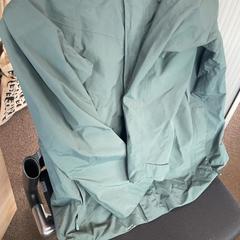 Casaco Groen, como reportado por Burgers' Zoo utilizando o iLost