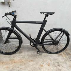 Pánsky elektrický bicykel Cowboy zwart, ako bolo nahlásené Fietsdepot pomocou iLost