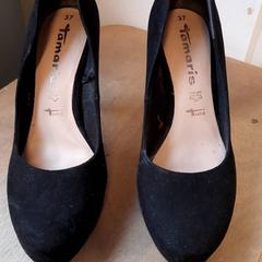 Zapatos Zwart suede, ha sido reportado por Connexxion Zeeuws-Vlaanderen con iLost