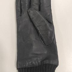 Handschoen leder, segons ha informat Regio Limburg - Leuven mitjançant iLost