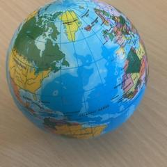 Ball, gemeldet von Schönbrunn "Group Center" über iLost