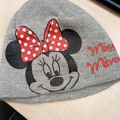 帽子 がiLostで IKEA Saint-Etienne によって報告されました