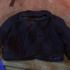 ジャケット Donkerblauw がiLostで De Heeren van Aemstel によって報告されました