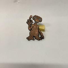 ピンバッヂ ピンバッジ, ha sido reportado por IKEA横浜 con iLost