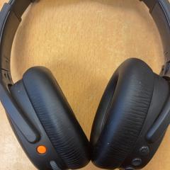 Sluchátka, jak nahlášeno Inntel Hotels Amsterdam Centre pomocí iLost