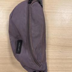 Saco, como reportado por Pathé Amsterdam Noord utilizando o iLost