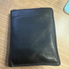 Portemonnee, iLost'a bildirildiği gibi