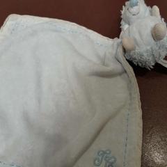 Plyšová facka bleu ciel, jak nahlášeno TCL pomocí iLost