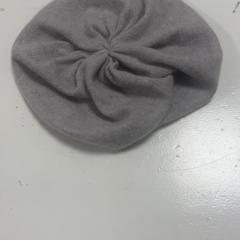 Bonnet Autograph, a été signalé par Koninklijk Theater Carré utilisant iLost