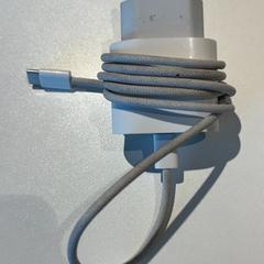 Adapter, rapporterat av Inntel Hotels Amsterdam Landmark med iLost