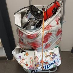 Boodschappentrolley، كما تم الإبلاغ عنه بواسطة Regio Antwerpen - Brussel عبر iLost