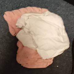 Handdoen en shirt, gisa salatu by Mövenpick Hotel Amsterdam City Centre iLost erabiliz