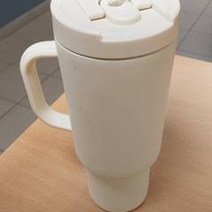 Botella para beber, ha sido reportado por Regio Antwerpen - Brussel con iLost