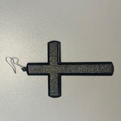 Oorringetje zwart, zilver, iLost를 사용하여 Centraal magazijn에 보고됨