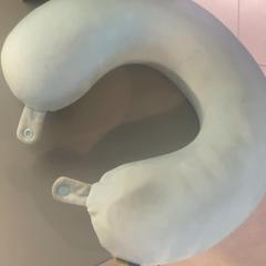 Neckpillow, as reported by MEININGER Hotel Budapest Great Market Hall using iLost