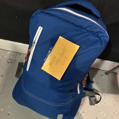 حقائب حمل وحقائب اليد blue، كما تم الإبلاغ عنه بواسطة Room Mate Bruno عبر iLost