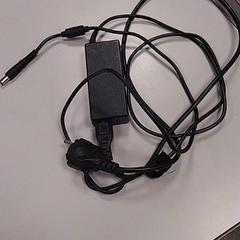 Laptop oplader, jak nahlášeno Vrije Universiteit Amsterdam pomocí iLost