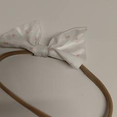 Fascia per capelli, come riportato da IKEA Saint-Etienne utilizzando iLost