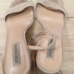 Sandalia & Takoiak sandal, gisa salatu by Van der Valk Hotel Sneek iLost erabiliz