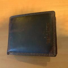 Brieftasche Wonofsky, gemeldet von Gemeente Amsterdam - Bureau Gevonden Voorwerpen über iLost