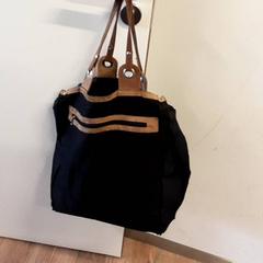 가방, iLost를 사용하여 Qbuzz ZHN에 보고됨