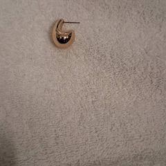 Orecchino, come riportato da Grand Hotel Amrâth Amsterdam utilizzando iLost