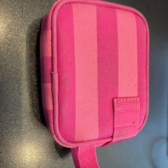 Tasche roze, gemeldet von Johan Cruijff ArenA über iLost