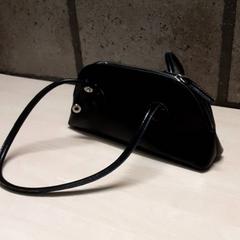 Bag, as reported by Arriva Oost-Brabant using iLost