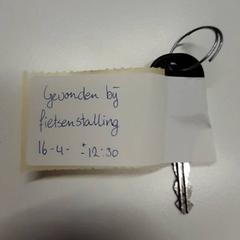 Clave, segundo informou IKEA Utrecht usando iLost