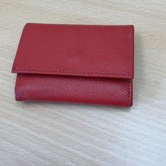 Portefeuilles, zoals gemeld door Schönbrunn "Group Center" met iLost