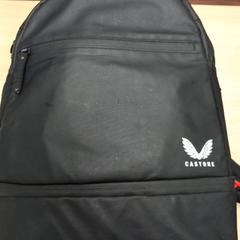 Sport tas met kleding Zwart, sportkleding, zoals gemeld door Pouw Vervoer met iLost
