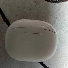 Électronique - oortjes case, a été signalé par Regio Antwerpen - Brussel utilisant iLost