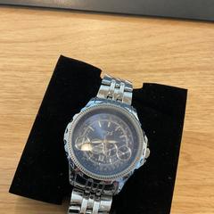 Rellotge Metaal, segons ha informat Gemeente Alkmaar mitjançant iLost