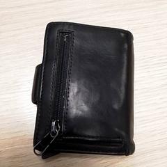 Posiadacz karty v/d Heide, zgłoszono przez Qbuzz Fryslân przy użyciu iLost