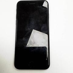 Telefono iPhone, come riportato da ilévia utilizzando iLost