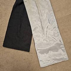 Sjaal Grijs, zoals gemeld door Koninklijk Theater Carré met iLost