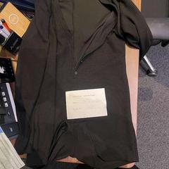 셔츠 zwart, iLost를 사용하여 Haven Hotel Rotterdam에 보고됨