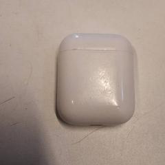 Laddningsfodral wit, rapporterat av Qbuzz ZHN med iLost