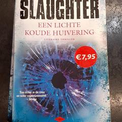 Bok, rapporterat av Rotterdam The Hague Airport med iLost