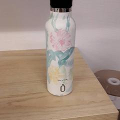 Botella Drinkfles met bloemem, segundo informou IKEA Breda usando iLost