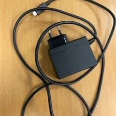 Charger, zoals gemeld door Inntel Hotels Amsterdam Centre met iLost