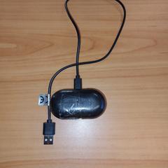 airpods in zwart doosje, as reported by RRReis Overijssel / Flevoland-IJsselmond using iLost